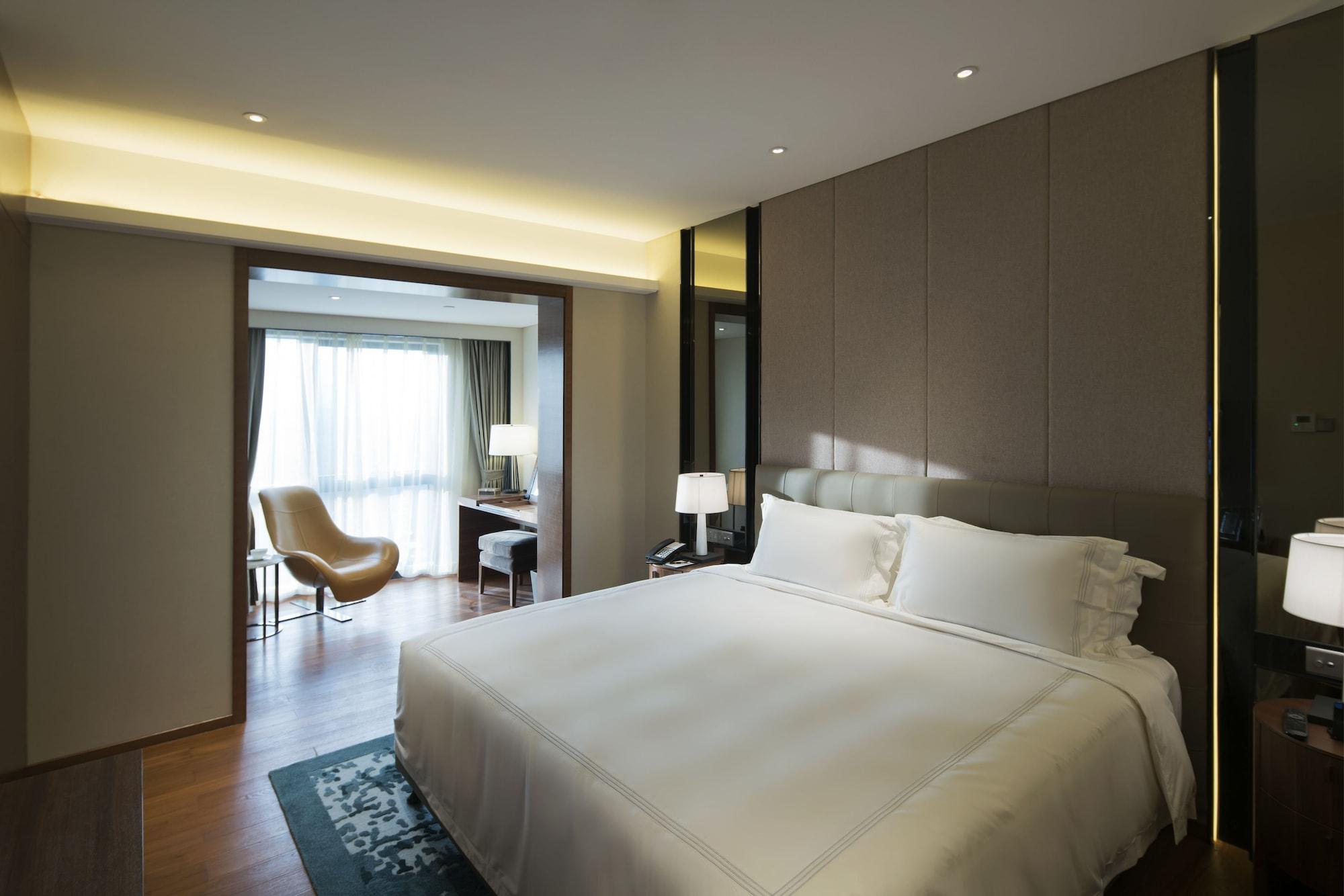 Fraser Suites Shenzhen, Near Huaqiang North Business Zone, Infinity Pool, Offer 1 Free Breakfast Exterior foto