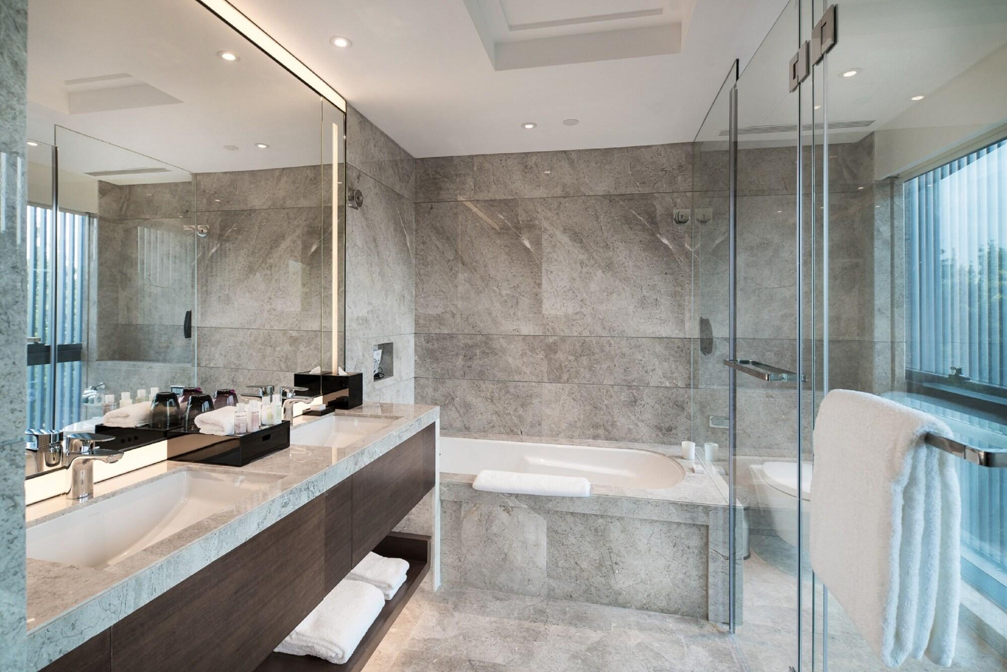 Fraser Suites Shenzhen, Near Huaqiang North Business Zone, Infinity Pool, Offer 1 Free Breakfast Exterior foto