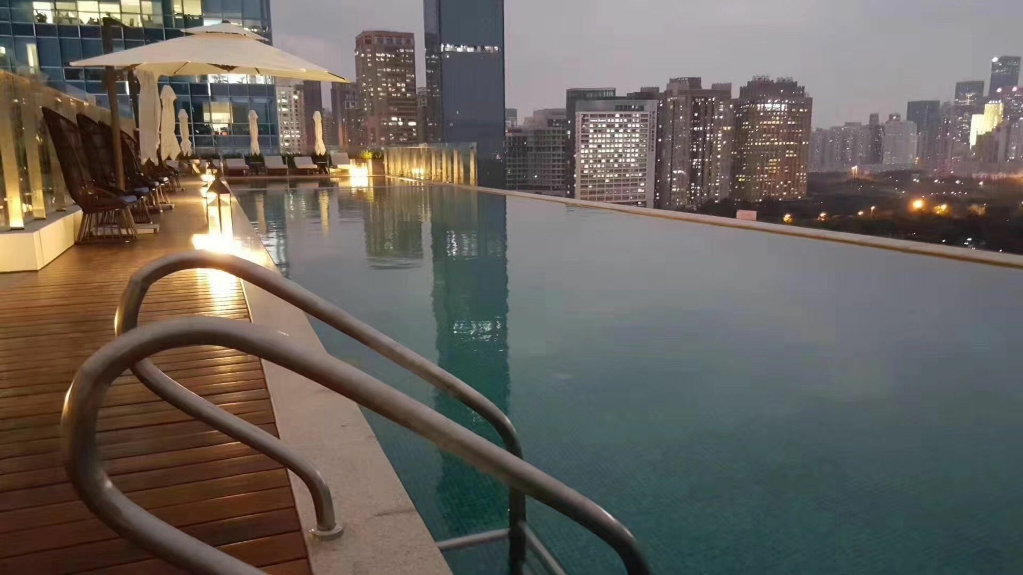 Fraser Suites Shenzhen, Near Huaqiang North Business Zone, Infinity Pool, Offer 1 Free Breakfast Exterior foto